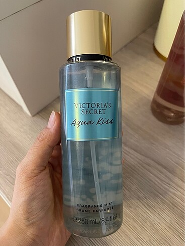 Victoria secret Aqua kiss