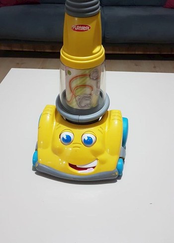Sarı Renkli Çocuk Elektrikli Süpürge Oyuncağı