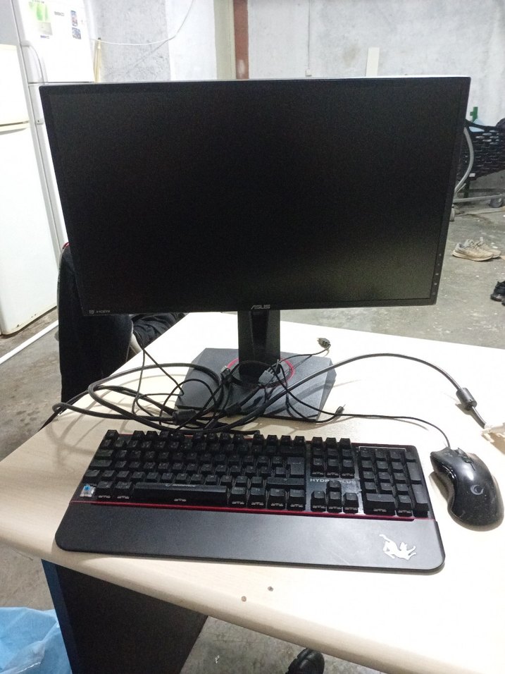 ASUS Siyah Monitör - Görsel 5