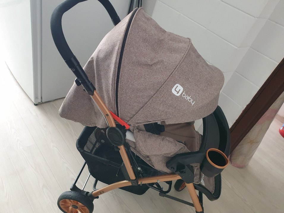 Kahverengi ve Gri Bebek Arabası - Görsel 3