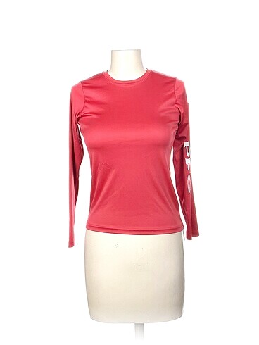 Columbia T-shirt %70 İndirimli.