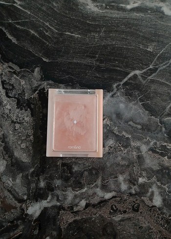 Rom&nd aydınlatıcı - Görsel 2