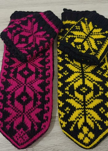 Renkli Örgü Kadın Eldivenleri - Görsel 2