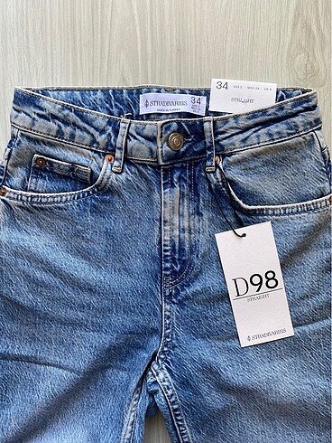 34 Beden Stradivarius D98 Jean