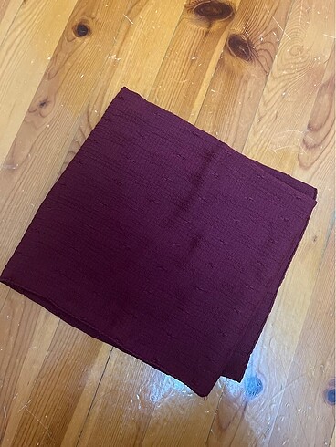 Bordo Eşarp