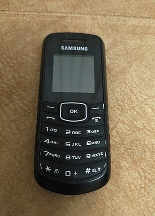 Samsung tuşlu telefon