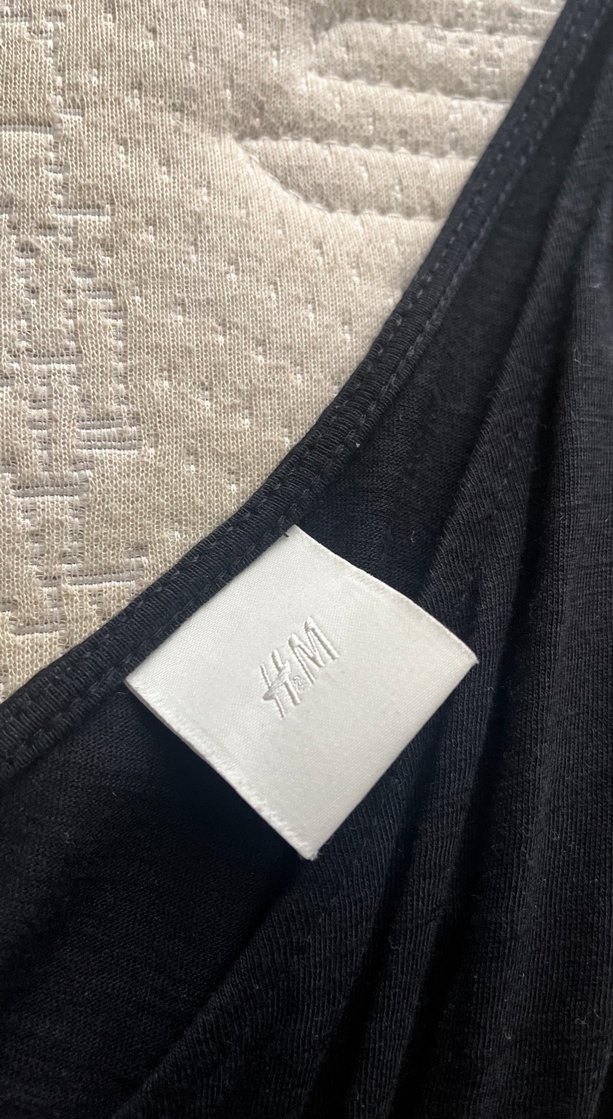 Siyah V Yaka Drapeli Hamile Elbisesi - Görsel 3