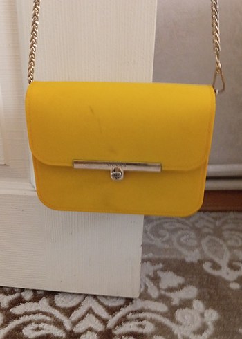 plastik Sarı Zincir Detaylı Kadın Çanta - Görsel 3