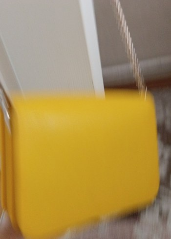 plastik Sarı Zincir Detaylı Kadın Çanta - Görsel 8