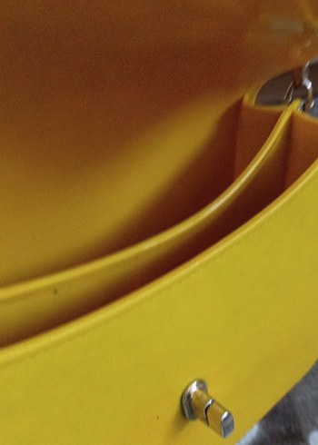 plastik Sarı Zincir Detaylı Kadın Çanta - Görsel 11