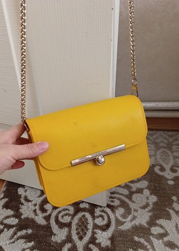 plastik Sarı Zincir Detaylı Kadın Çanta - Görsel 4