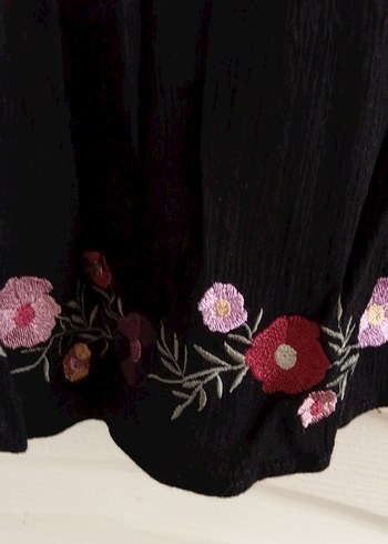 Siyah Nakışlı Bohem Mini Bluz - Görsel 4