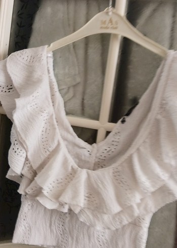 Beyaz Fırfırlı Kolsuz Keten Bluz - Görsel 6