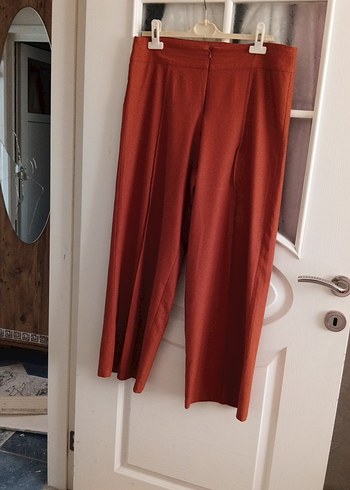 Kadın Kahverengi Pilili Midi Kumaş Pantolon - Görsel 3