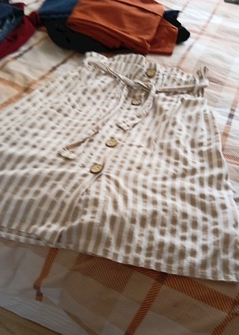 Düğmeli Bej Çizgili Keten  Mini Etek - Görsel 3