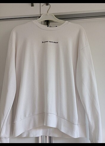 Beyaz sweatshirt