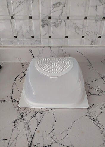 Tupperware peynir saklama kabı 