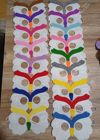 Çocuklar için Renkli Baykuş Maskeleri
