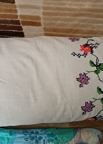 Diğer Kanevceli iki adet bebek yastık ve bebek yorgani
