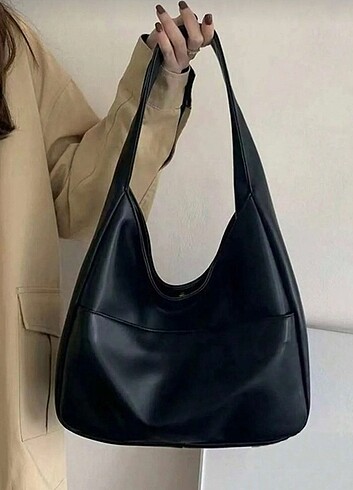 Guess Siyah Trend Ön Cepli Pinterest Model Askılı Kol Çantası