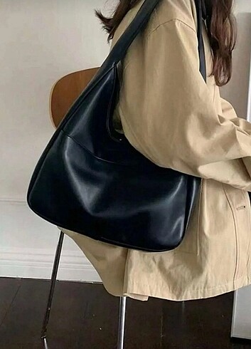(Butik Ürünüdür)Kadın Siyah Lüks Deri Ön Cepli Büyük Boy Kalitel