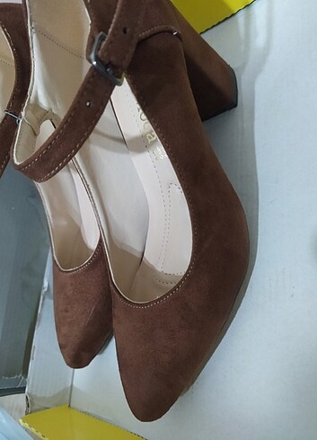 Kahverengi süet Topuklu ayakkabı