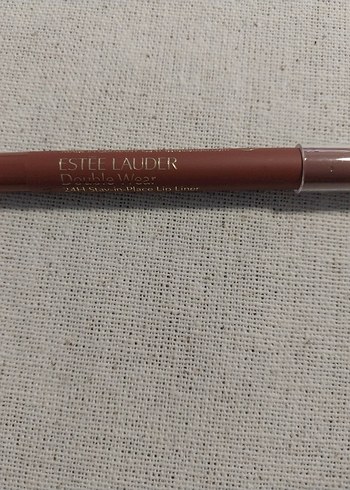 Este Lauder Dudak Kalemi - Görsel 2