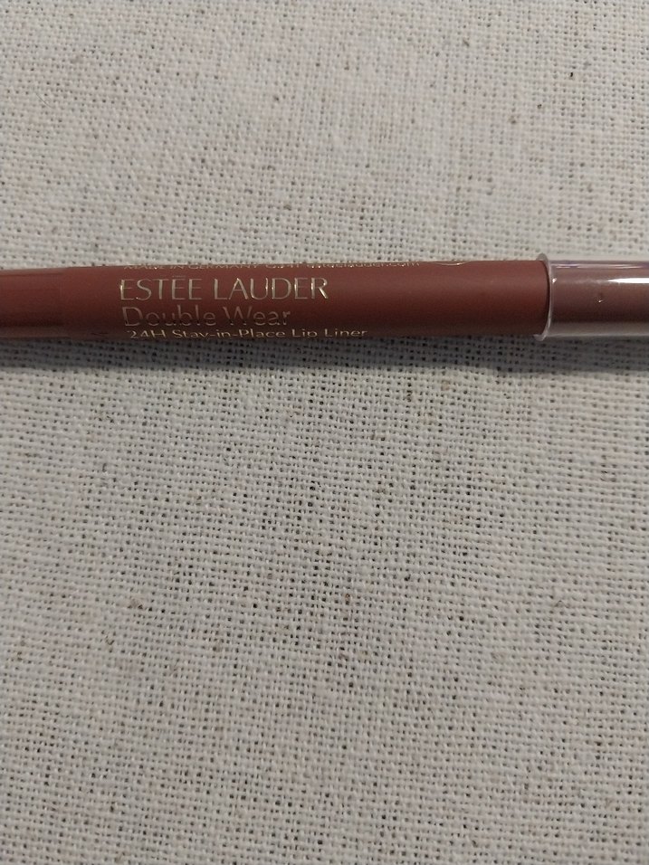 Este Lauder Dudak Kalemi - Görsel 2