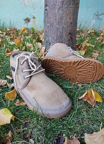 Ugg KADIN BOT