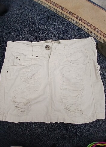 Bershka beyaz kot etek