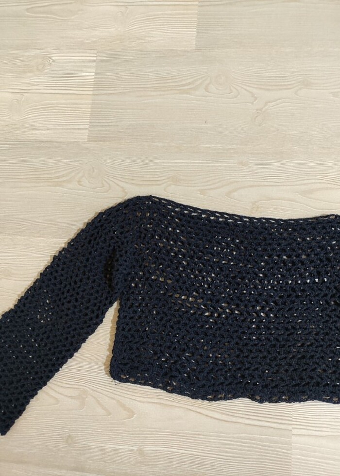 delikli örgü üst  - Görsel 2