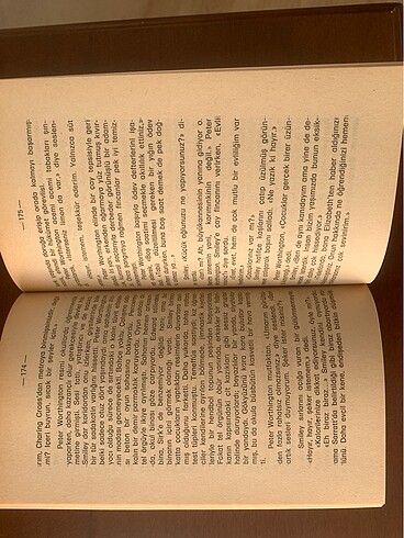 Beden Renk JOHN LE CARRE-BİR ÖĞRENCİ GİBİ