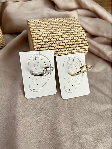 Earcuff