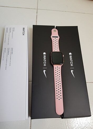 Watch7 nike serisi