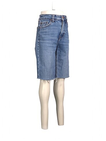Bershka Bershka Jean / Kot Şort %70 İndirimli.