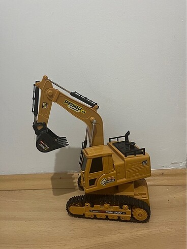  Beden Power Superior Digger uzaktan kumandalı kepçe