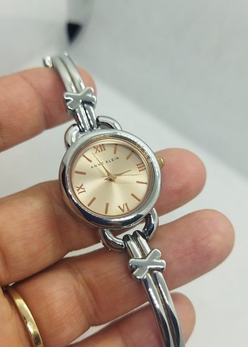 Bej Klasik Kadın Kol Saati - Görsel 3