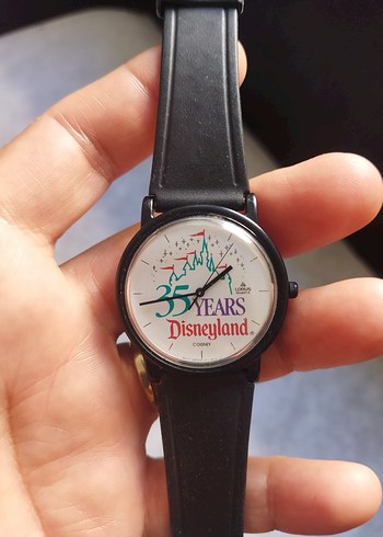 Walt Disney World Disneyland 35 Yil Koleksiyon Kol Saati