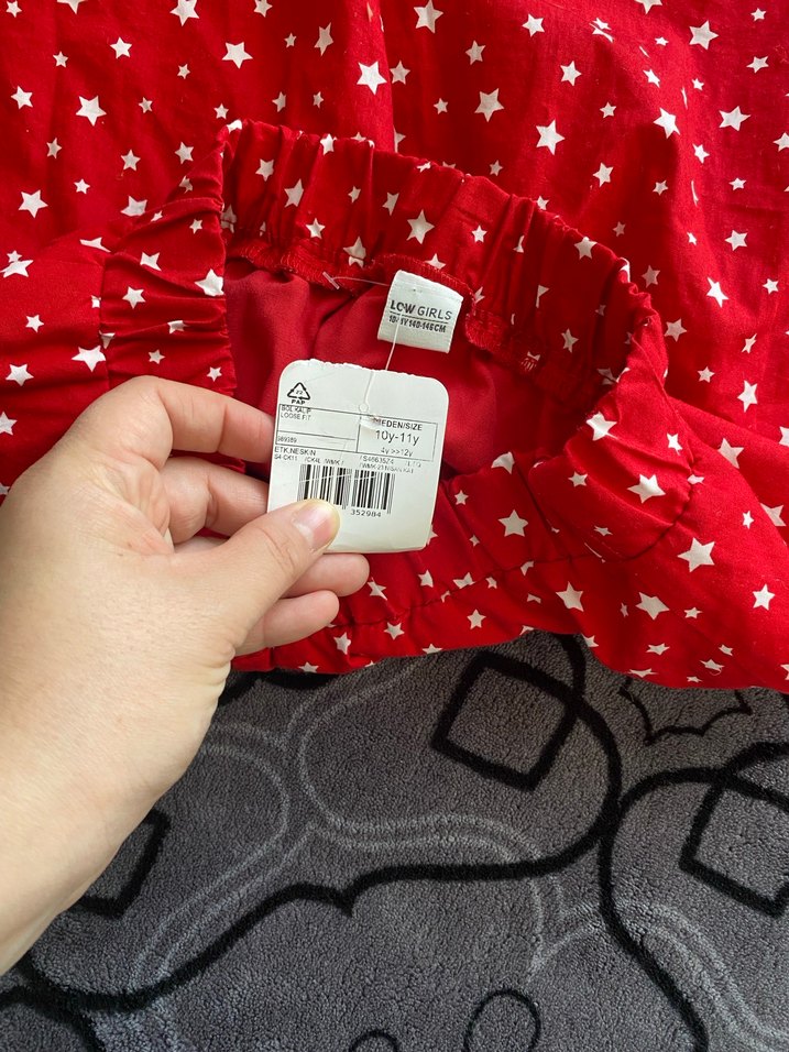 Kız Çocuk Kırmızı Puantiyeli Fırfırlı Etek - Görsel 2