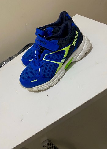 Erkek Çocuk Renkli Cırtlı Spor Ayakkabı - Görsel 3