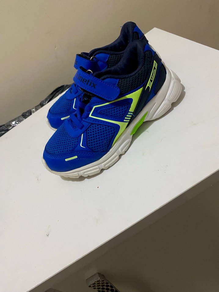 Erkek Çocuk Renkli Cırtlı Spor Ayakkabı - Görsel 3