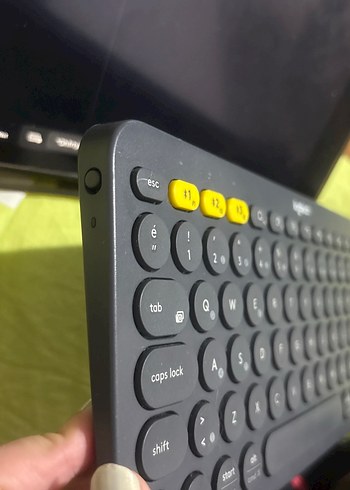 Logitech K380 Bluetooth Klavye - Görsel 3