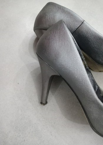 Gri Minimalist Stiletto Topuklu Kadın Ayakkabı - Görsel 2