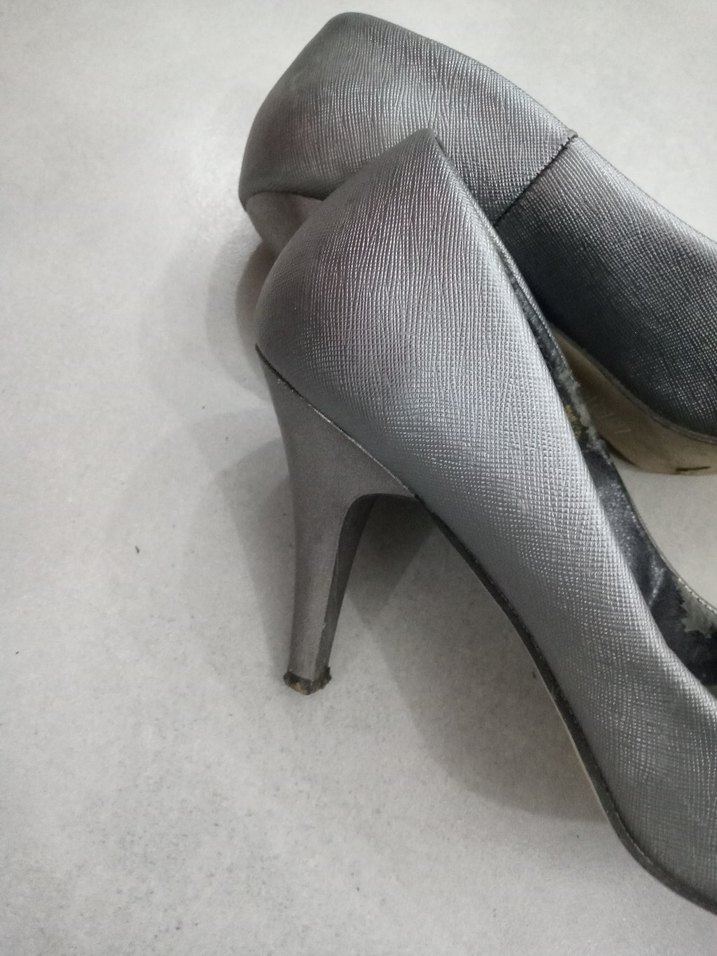 Gri Minimalist Stiletto Topuklu Kadın Ayakkabı - Görsel 2