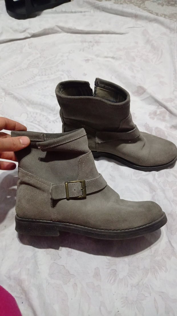 Gri Süet Tokalı Kadın Bot - Görsel 2