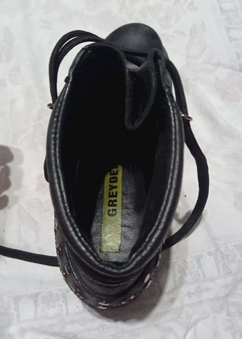 Siyah Deri Tokalı Blok Topuklu Bot - Görsel 3