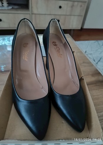 Siyah Kadın Topuklu Klasik Stiletto - Görsel 2