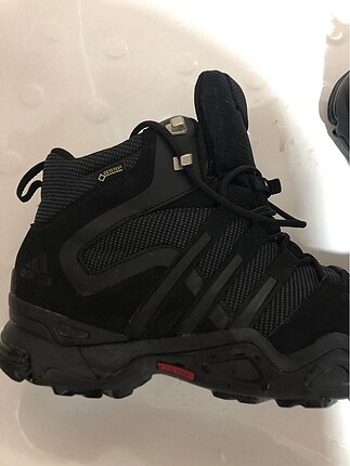 Adidas Goratex Outdoor Tracking Bot 44.5