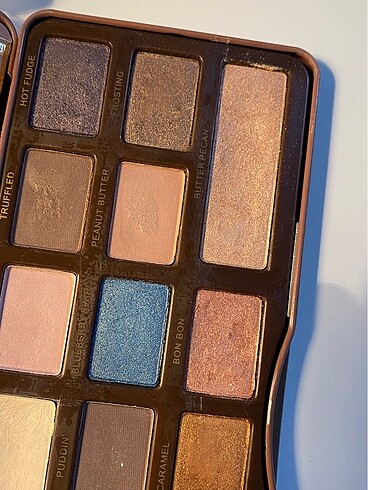 Beden TOO FACED Chocolate Bar Far paleti