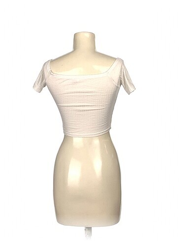 m Beden Diğer T-shirt %70 İndirimli.